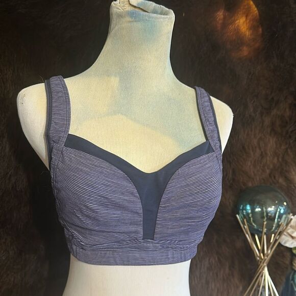 Lululemon tata tamer bra 34D (1750) - Picture 1 of 5